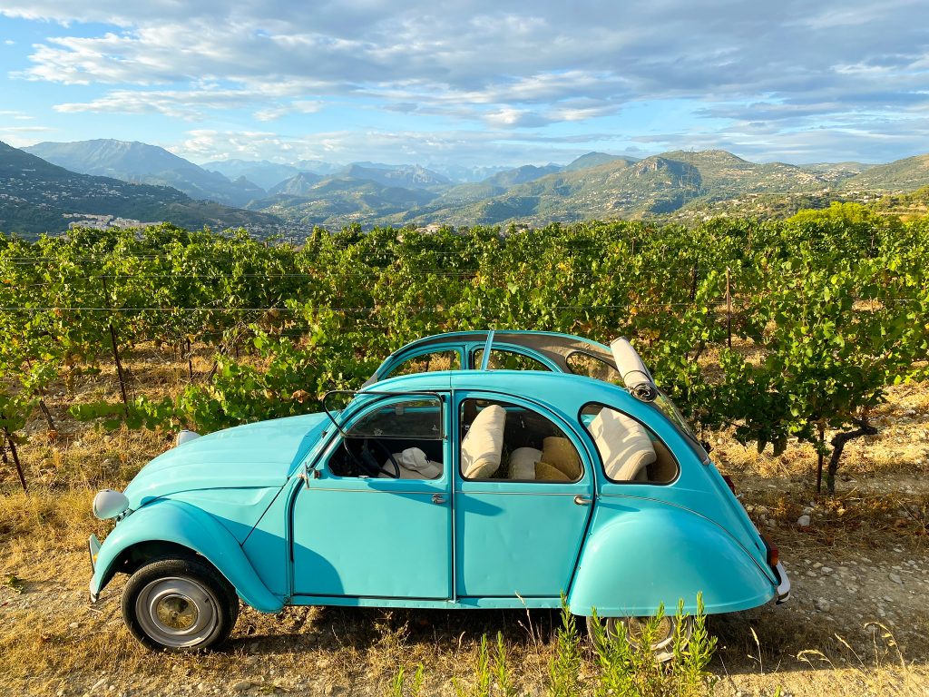 vineyards of nice Bellet appelation 2CV citroën car tour guide